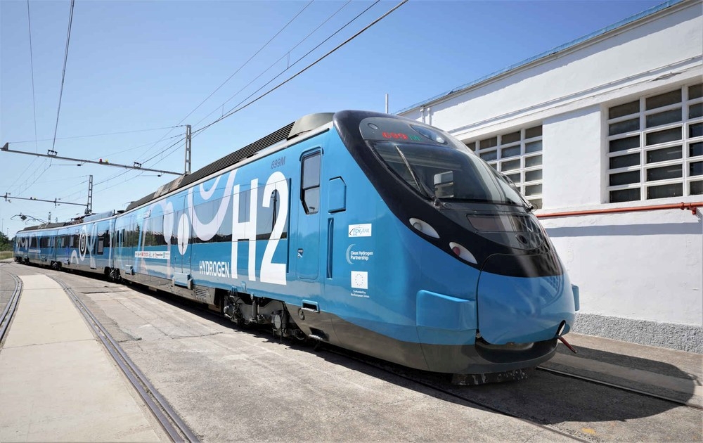 Bild 01_Alternative Antriebsloesungen im Schienenverkehr